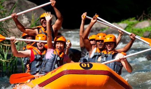Mulailah Petualangan Yang Tak Terlupakan Saat Mengikuti Kegiatan Rafting di Sungai Ayung 